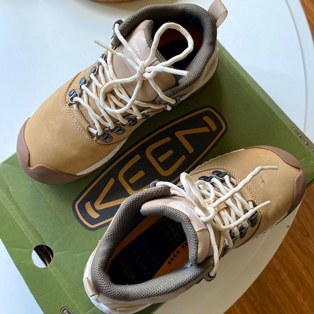 Keen Waterproof Tan Hiking Boots